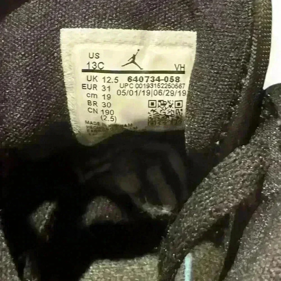 RARE- Air Jordan 1 Mid Shattered Backboard Kids Sneakers Size 13C Multicolor - Picture 9 of 9